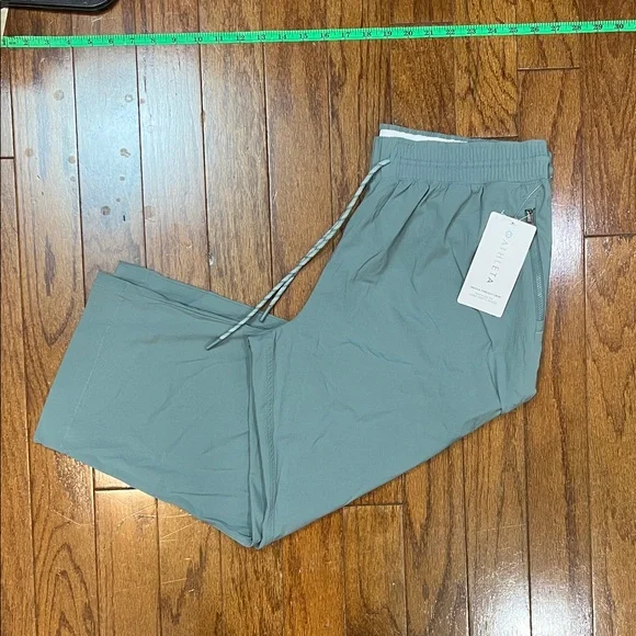 Athleta Performance Drawstring Trekkie straight crop 3/4 in Slate Blue-Green nwt - Picture 1 of 1